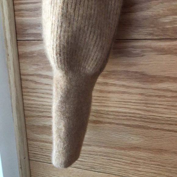 Reformation Luisa pure cashmere crop sweater S - Picture 4 of 6